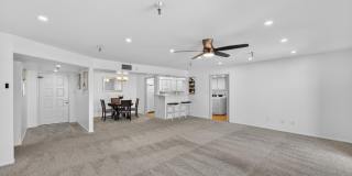 425 S Parkcrest Gallery 3