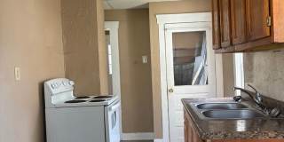 Charming 3 Bed Property at Prime Location Gallery 14