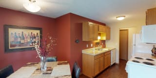 Forest Park Apartments Gallery 15
