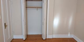 908 Reba Place Gallery 9