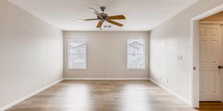 Beautiful 3 bedroom, 2.5 bath 2 story home! Gallery 16