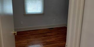 2913 English Avenue Gallery 19