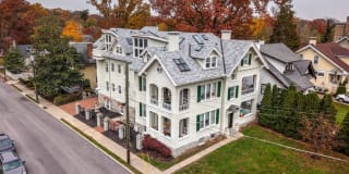 1303 Michigan Avenue Gallery 1