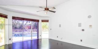 351 SW 184th Ter Gallery 34