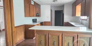 Charming 3-bedrooms/1-bath home in LaRoche Park Gallery 11