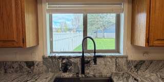 Hard to find 3 Bdrm, 2 Bath home in Harbor isles on the canal 2 miles to Sky Lakes Medical Ctr and OIT Hard to find 3 Bdrm, 2 Bath home in Harbor isles on the canal 2 miles to Sky Lakes Medical Ctr and OIT Gallery 13
