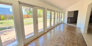 Charming 2BR/ 2BA/ 2 Car Garage - Near Phillippi Creek Charming 2BR/ 2BA/ 2 Car Garage - Near Phillippi Creek Gallery 18