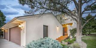 Breathtaking Three Bedroom Townhouse In The Pinery On The Golf Course Gallery 1