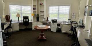 1601 LADUE Court Gallery 37