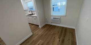385 Gallery 12