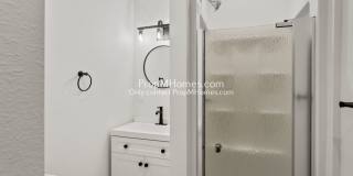 Mid-Century Modern Three Bedroom in Happy Valley! Mid-Century Modern Three Bedroom in Happy Valley! Gallery 25