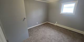 306 3rd Street South - B Gallery 2