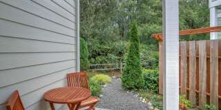 in town Kingston 3 bedroom townhome now available in town Kingston 3 bedroom townhome now available Gallery 16