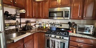 23 Ware St. Gallery 5