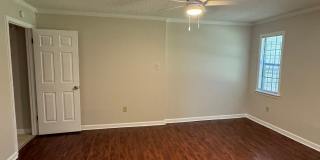 9172 Gainsborough Dr Gallery 21