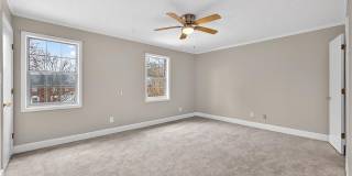 679 Anderson Walk Gallery 16