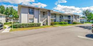 1358 Derbyshire Ct Gallery 1