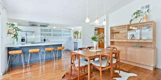 A Fully Furnished Modern Portfolio Home with a Large Backyard Oasis & 3 Comfortable Bedrooms! Gallery 8