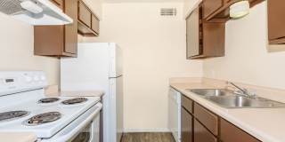 Hilltop Oaks Apartments Gallery 13