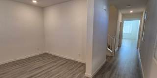 Gorgeous 4 Bedroom 3.5 bath with loft Gallery 7