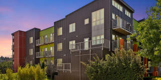 REV Fremont Gallery 8