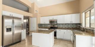10441 E Hillery Drive Gallery 14