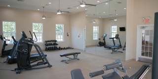 1670 MOHEGAN Drive Gallery 39