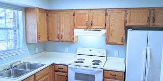 1820 Mercer St Gallery 1