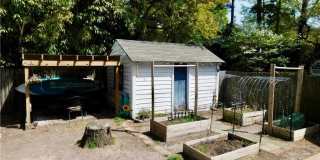 2224 Maple Street Gallery 21