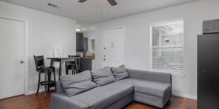 3004 Speedway Unit 6 Gallery 8