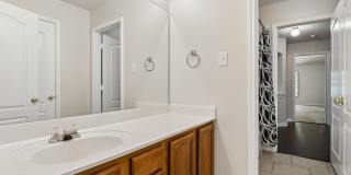 1303 BLUFF FOREST Gallery 27