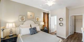 The Overlook at Stone Spring Gallery 203