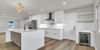 Fully Remodeled Snell Isle Luxury Home - Available for Rent or Purchase! Gallery 36