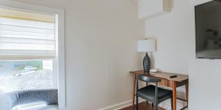 1023 King St Gallery 11