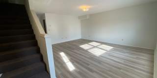 Northside Bloomington 3BR/2.5BA Townhome Gallery 1