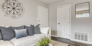 Ninth Avenue Gallery 14