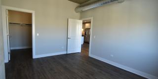 3833 N Broadway Gallery 102