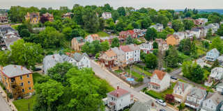 SCORE 50% OFF 1ST MONTH'S RENT IF SIGNED BY JULY 24! Spectacular 3 bedroom home in Carrick available now! Gallery 22