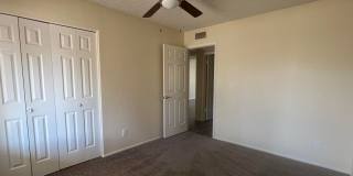 Coming Soon! 3 Bed/2 Bath home in Glendale! Located in an HOA! (Available on 05/15/26) Gallery 26