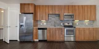 Radius Uptown Apartments Gallery 7