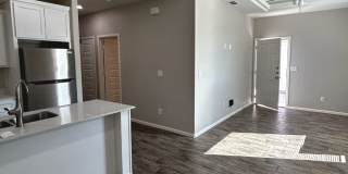 420 East Acacia Ave Gallery 1