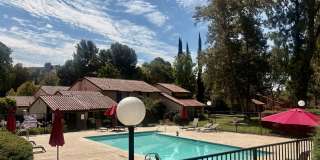 Light-Filled 3-Bedroom Home in Desirable Agoura Hills Community Gallery 7