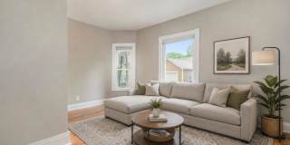 Spacious 4 Bedroom / 2 Bath Single-Family Home – Prime Location Near Downtown GR Gallery 5