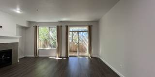 Beautifully Updated Bethany Townhome with Private Backyard and Modern Finishes Gallery 18