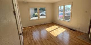 1309 Ave C, UpstairsUnit A 1309 Ave C, UpstairsUnit A Gallery 1