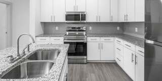 The Vandy Apartments Gallery 10