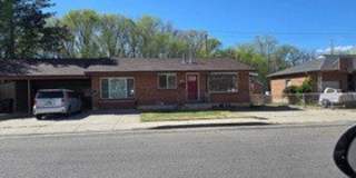 490 S AVERETT W Gallery 1
