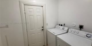 1926 SE 23rd Ct Gallery 16