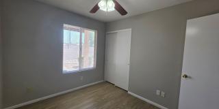 MOVE IN SPECIAL IN TEMPE: NEAR ASU Gallery 18