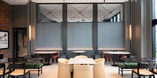 Elle Gallery 45